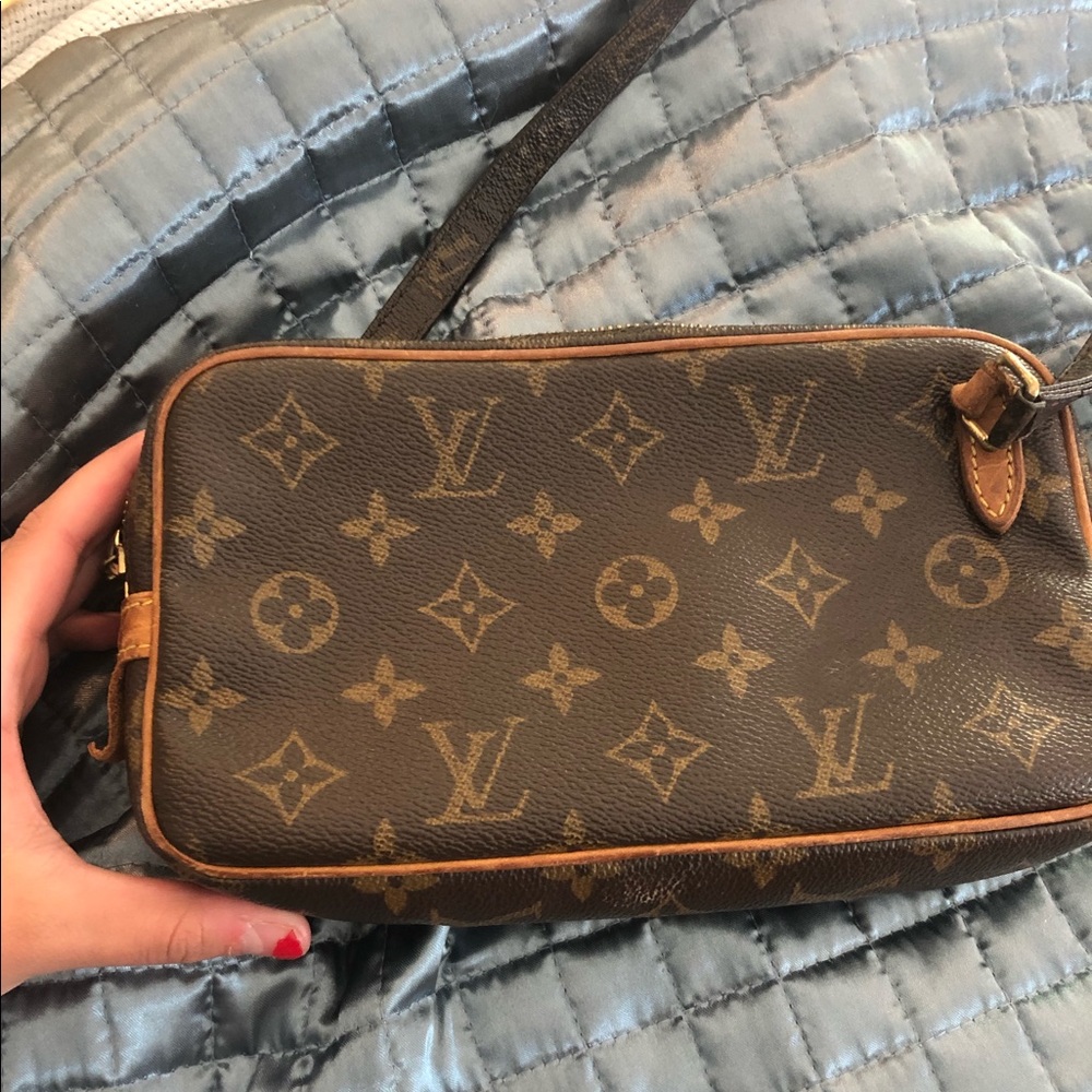 LV mono pochette marly bandoulière made in FRANCE
